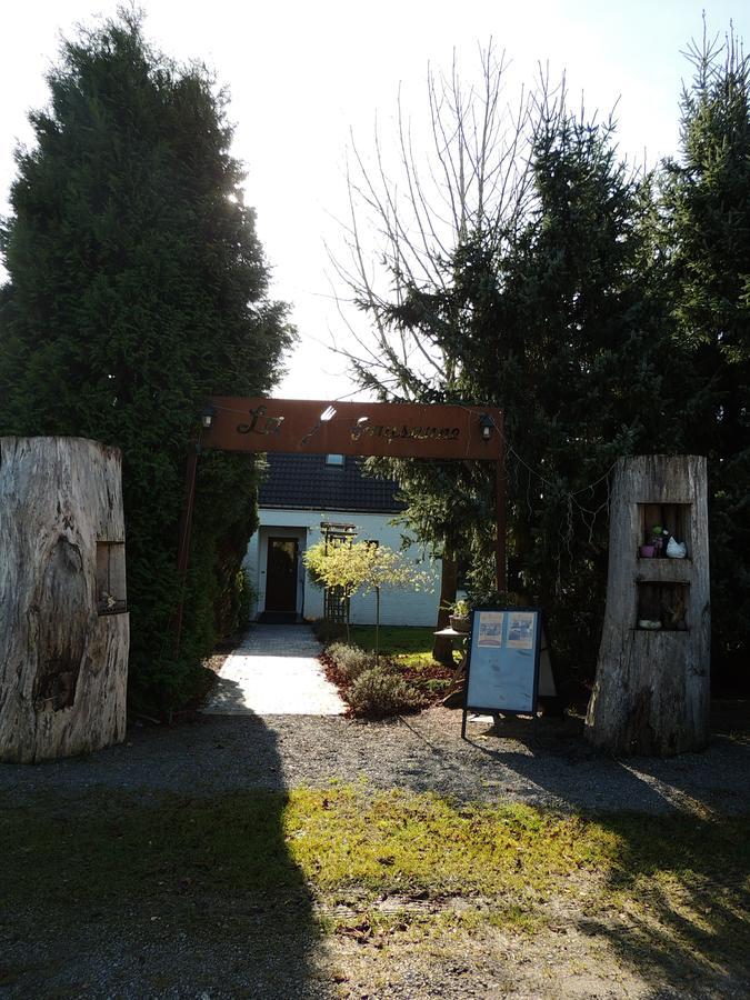 Auberge "La Fourchette Paysanne" Dochamps エクステリア 写真
