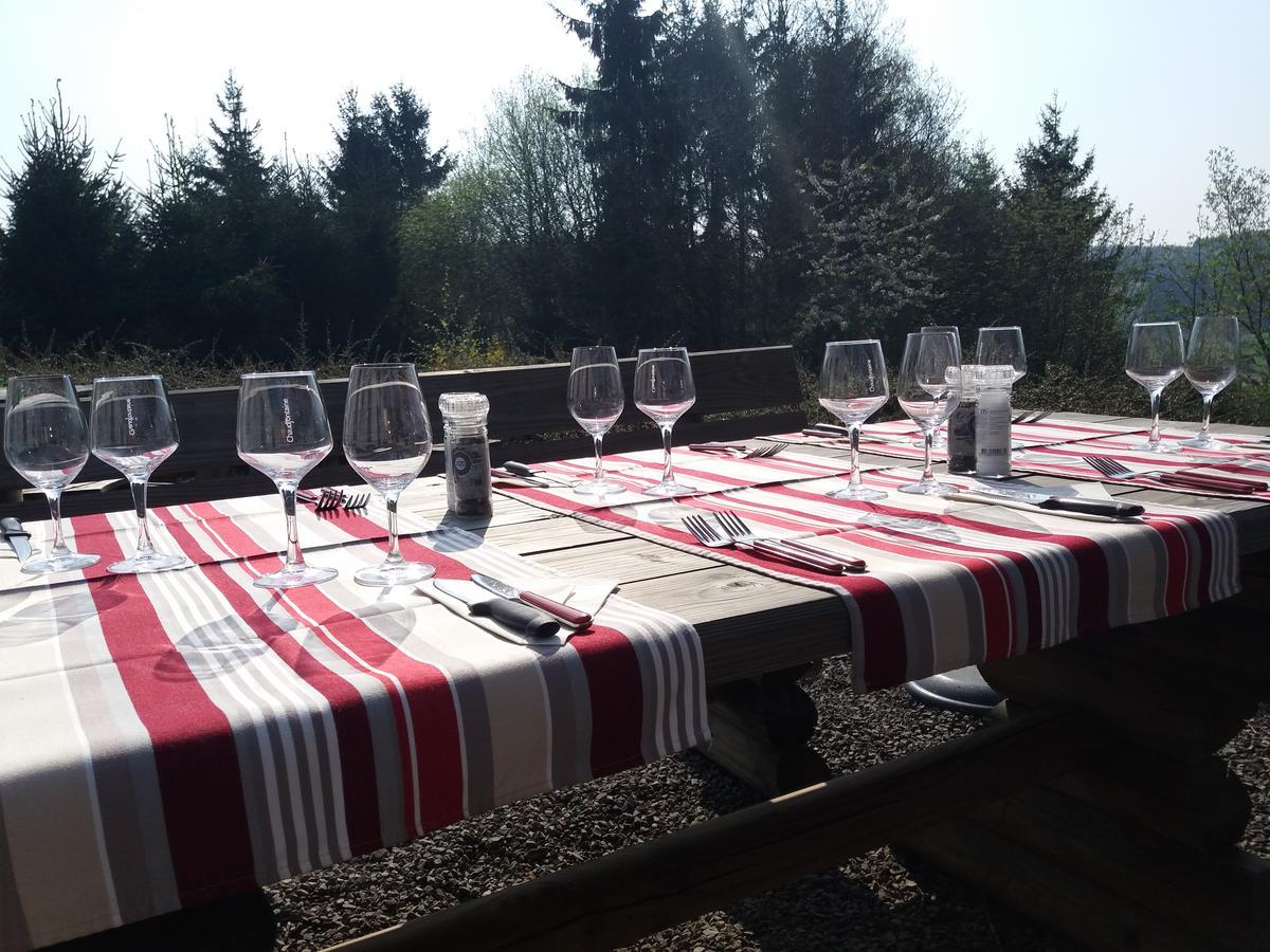 Auberge "La Fourchette Paysanne" Dochamps エクステリア 写真